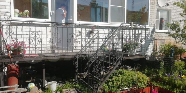 2-к. квартира, 54 м², 1/2 эт.