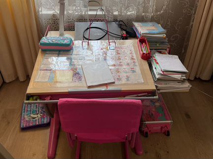 Растущая парта и стул Деми