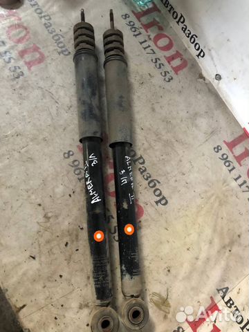 Задняя стойка левая правая Nissan Almera G15