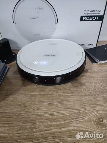 Робот-пылесос Ecovacs