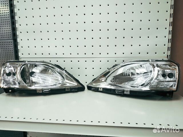 Фары новые Лада Ларгус и Рено Логан