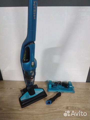 Вертикальный моющий пылесос Philips новый