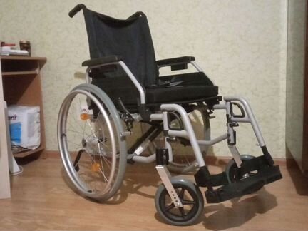 Инвалидная коляска новая