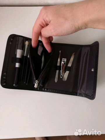 Маникюрный набор и набор кистей 3 в 1