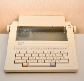 Пишущая машинка Canon QS-100