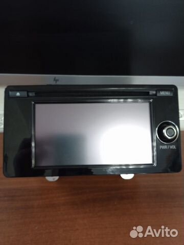 Штатная магнитола на Mitsubishi pajero 4