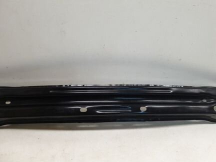 Усилитель бампера передний Toyota Camry V70 2018