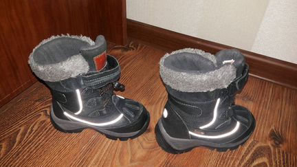 Зимние сапоги reima