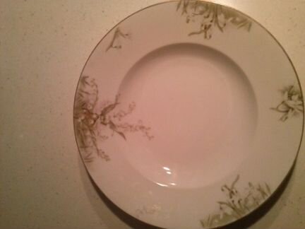 Антикварная посуда сервиз Тарелки