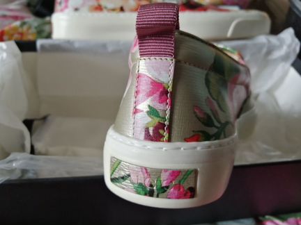 Слипоны gucci. Новые, оригинал. 38 размер