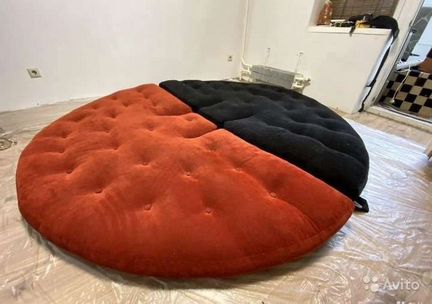 Бескаркасное кресло