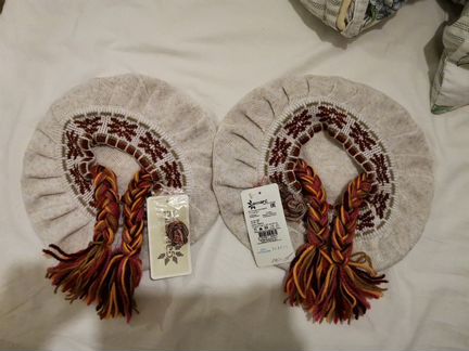 2 новых берета с косичками (хиппи, норвежский узор