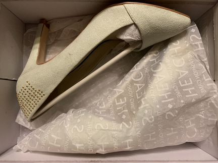 Туфли на шпильке новые