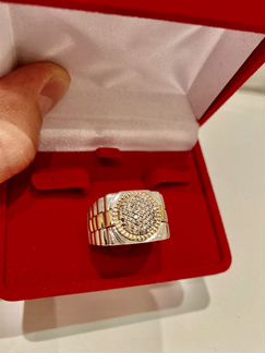 Мужская печатка с бриллиантами