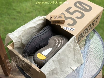 Кроссовки Adidas Yeezy Boost 350 V2 Cinder