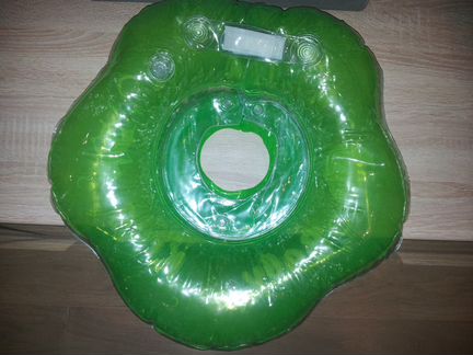 Круг на шею для купания