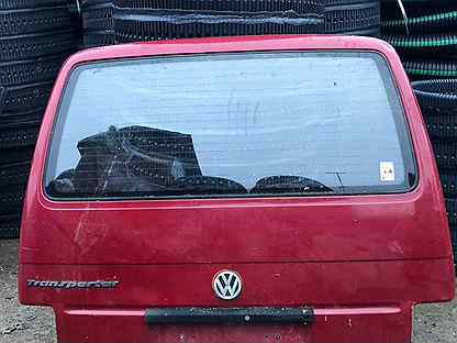 Хлопушка т4. Задняя дверь хлопушка Volkswagen т4. Хлопушка задняя на Фольксваген т4. Хлопушка Фольксваген Транспортер т4. Задняя дверь хлопушка Фольксваген т4 1997г микроавтобус.