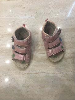 Босоножки 24 размер