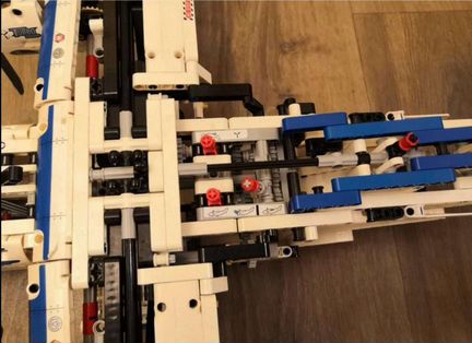 Lego Technic 42025