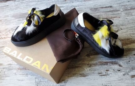 Модные женские яркие кеды италия