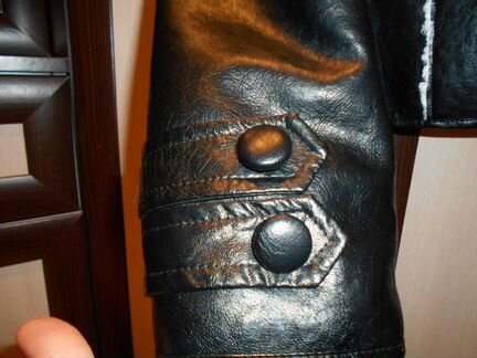 Новая дубленочка с кроличьим воротником