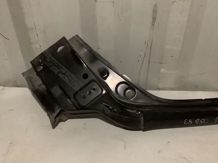 Стойка передняя правая Lexus IS 250