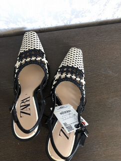 Босоножки Zara