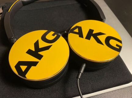 Наушники AKG Y50