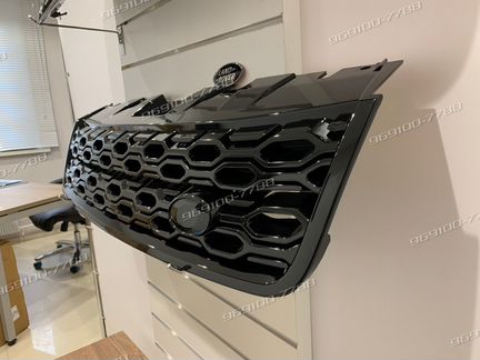 Решетка радиатора Discovery Sport L550 Стиль 2020
