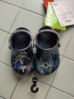 Новые сабо crocs звёздные войны 22 размер