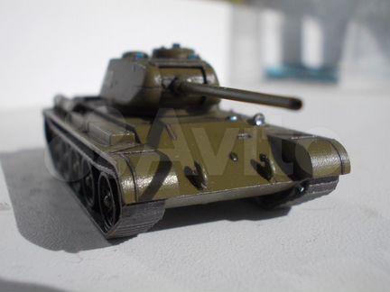 Модель танка Т-44 в масштабе 1/100