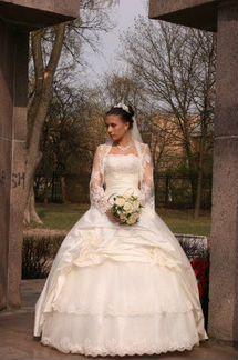 Дизайнерское свадебное платье