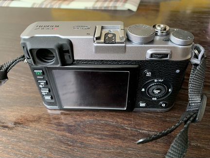 Фотокамера Fujifilm x100s
