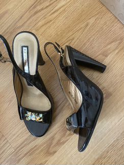 Босоножки, туфли