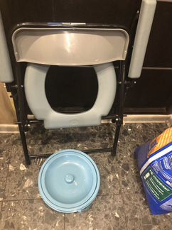 Туалетный стул