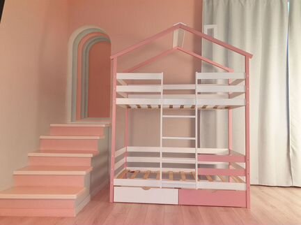 Детская двухъярусная кровать домик