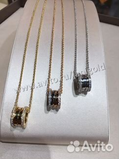 Золотой кулон с бриллиантами Булгари bvlgari