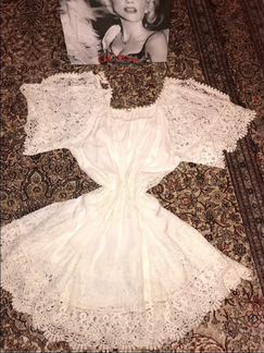 Платье Guess