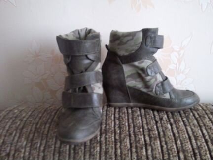 Блузка, юбка, ботинки, сарафан камуфляж