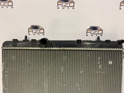 Радиатор охлаждения двигателя Citroen C4 B7 1.6
