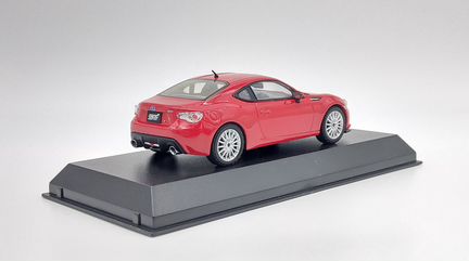 Левый руль Subaru BRZ STI (J-Collection) 1:43