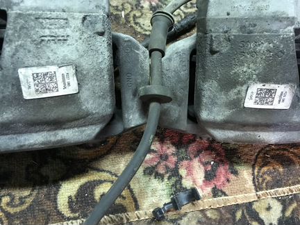 Передние тормозные суппорта Audi под 345 диск