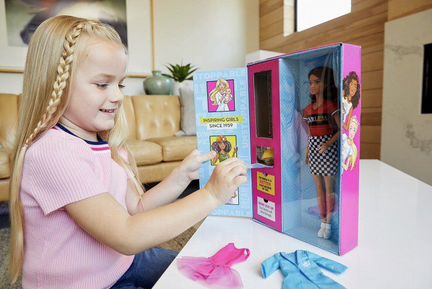 Новая barbie You can ba Anything сюрприз профессии