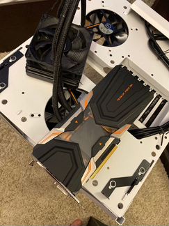 Aorus GeForce GTX 1080 Ti Waterforce Xtreme