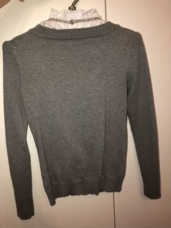 Кофта на пуговках со съемным жабо