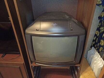 Телевизор samsung