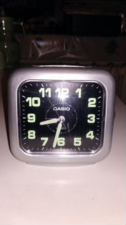 Часы будильник Casio с подсветкой