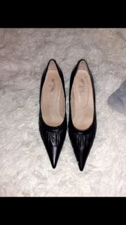 Новые кожаные туфли