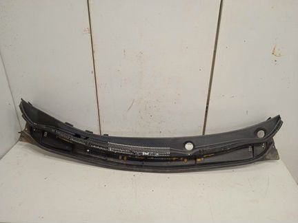 Планка под лобовое стекло Hyundai Solaris 1.4 G4FA