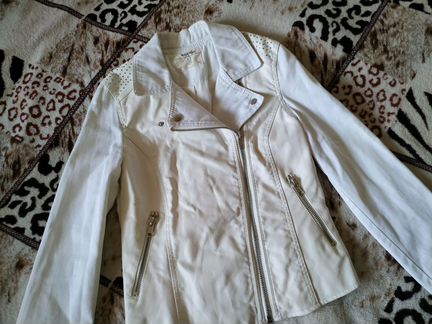 Куртка Pull&Bear 46р нежный крем